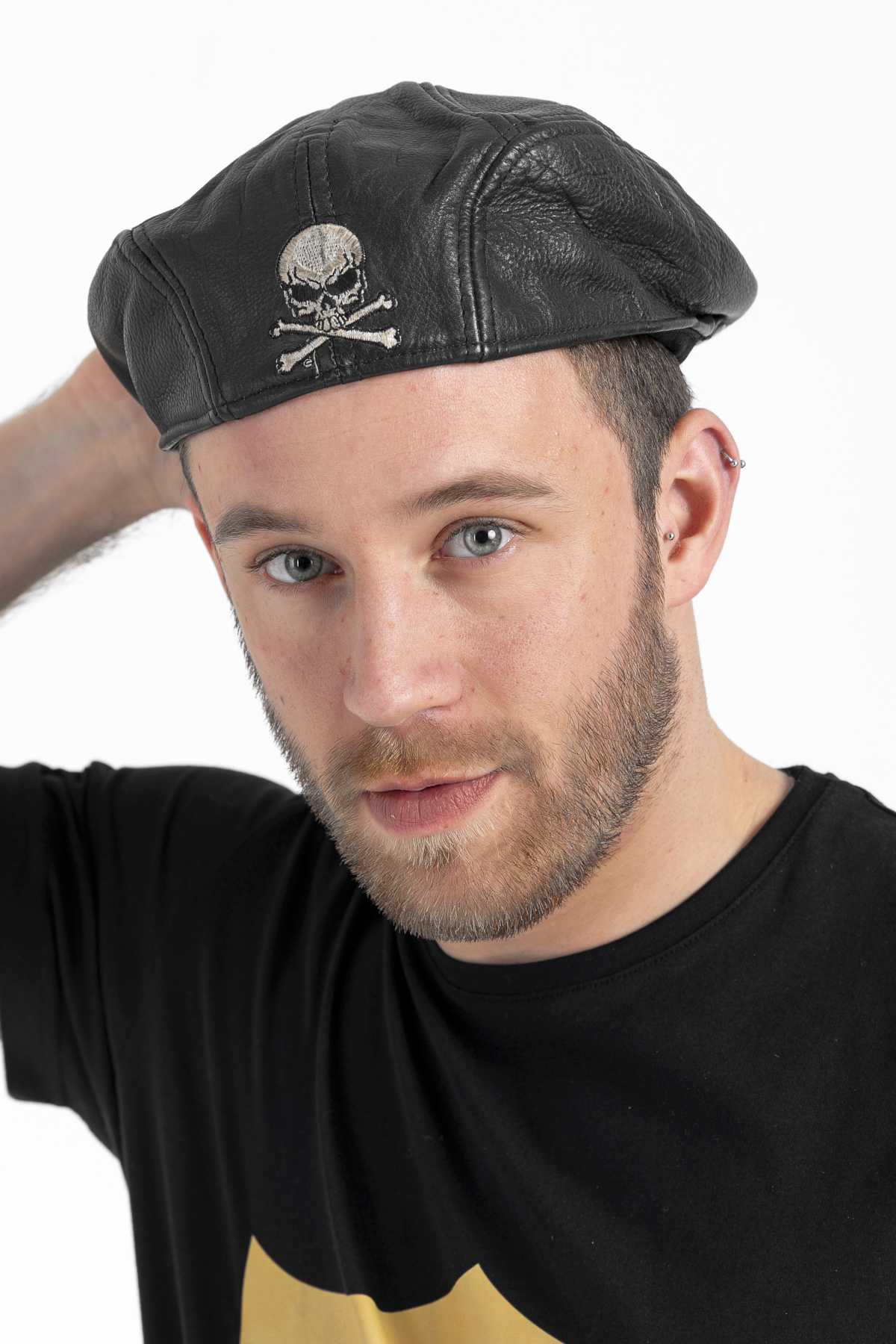 HD-0803 -- Deri Kasket